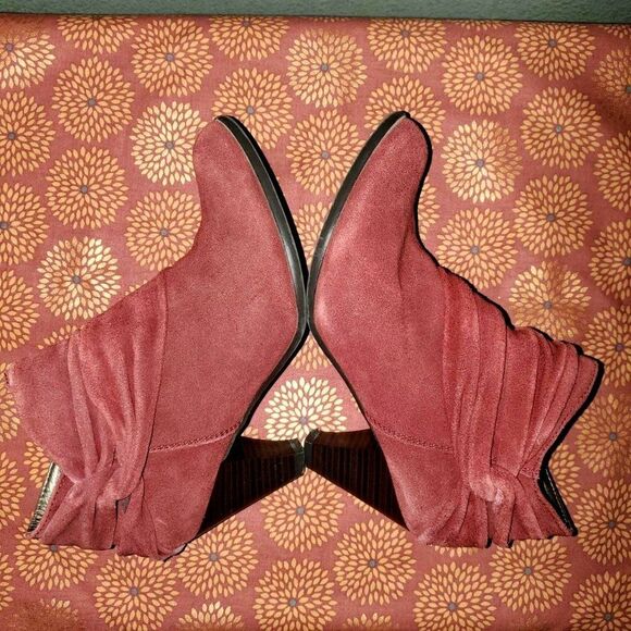 Andrew Geller Womens Shoes Red 8M Suede Fabry Ankle  Booties - Picture 5 of 10